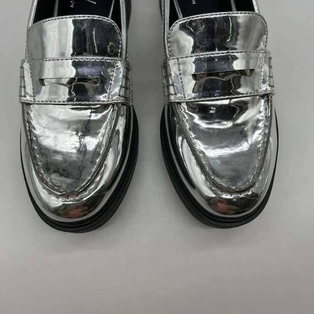 Worthington Ellen Womens Round Closed Toe Loafers Silver Size 6M